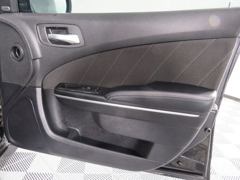 Used 2020 Dodge Charger R/T image 40