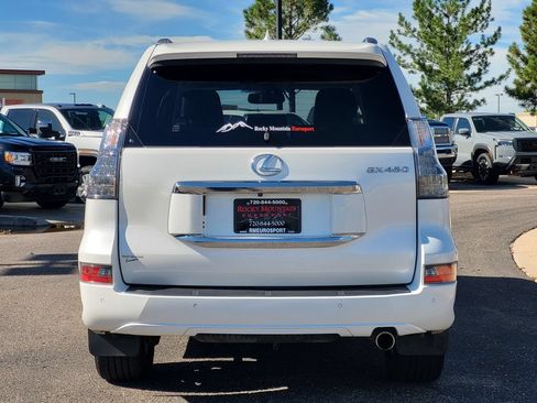 Used 2018 Lexus GX 460 Premium w/ Premium Package AWD/4WD image 4