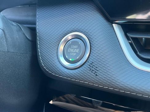 New 2026 Chevrolet Equinox LT w/ Midnight Edition image 11