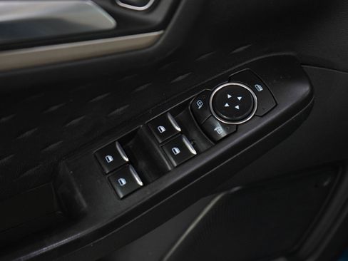 Used 2020 Ford Escape SE AWD/4WD image 19