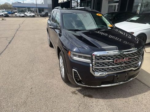 Used 2021 GMC Acadia Denali w/ Denali Technology Package AWD/4WD image 2