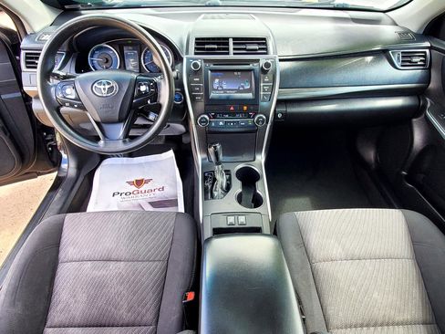 Used 2016 Toyota Camry LE image 14
