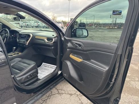Used 2019 GMC Acadia Denali AWD/4WD image 7