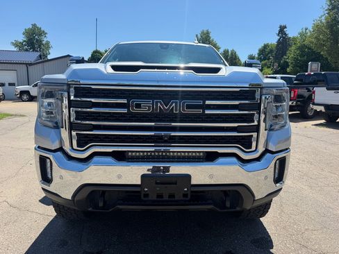 Used 2020 GMC Sierra 2500 SLT w/ SLT Premium Plus Package AWD/4WD image 3
