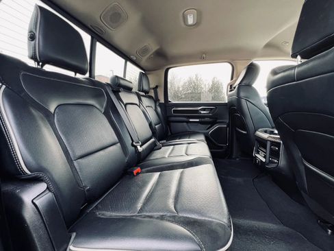 Used 2019 RAM 1500 Laramie image 26