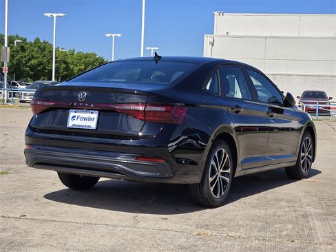 New 2025 Volkswagen Jetta Sport image 4