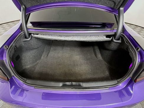 Used 2018 Dodge Charger R/T image 25