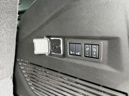 New 2025 Chevrolet Tahoe Premier image 19