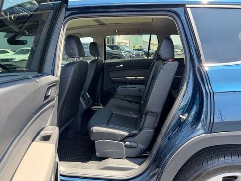 Used 2023 Volkswagen Atlas SE AWD/4WD image 14