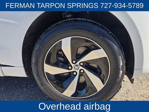 Used 2025 Jaguar F-PACE R-Dynamic S image 11