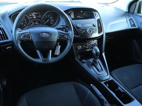 Used 2018 Ford Focus S FWD image 12
