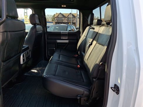 Used 2019 Ford F150 Lariat image 11