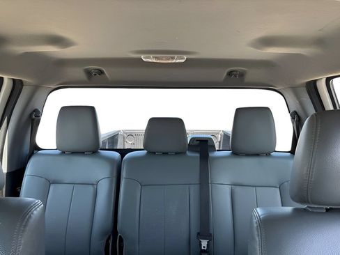 Used 2016 Ford F250 XL w/ Power Equipment Group AWD/4WD image 24