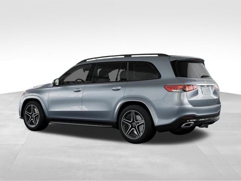 New 2026 Mercedes-Benz GLS 450 4MATIC image 32