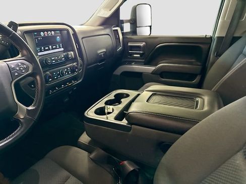 Used 2017 Chevrolet Silverado 1500 LT w/ All Star Edition AWD/4WD image 23