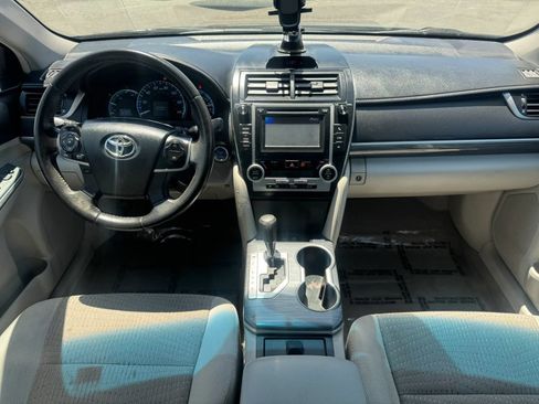 Used 2013 Toyota Camry XLE w/ Convenience Pkg FWD image 23