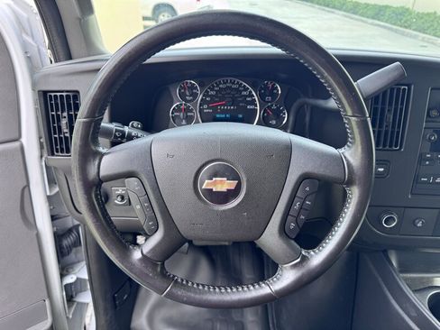 Used 2020 Chevrolet Express 3500 Extended w/ Driver Convenience Package RWD image 9