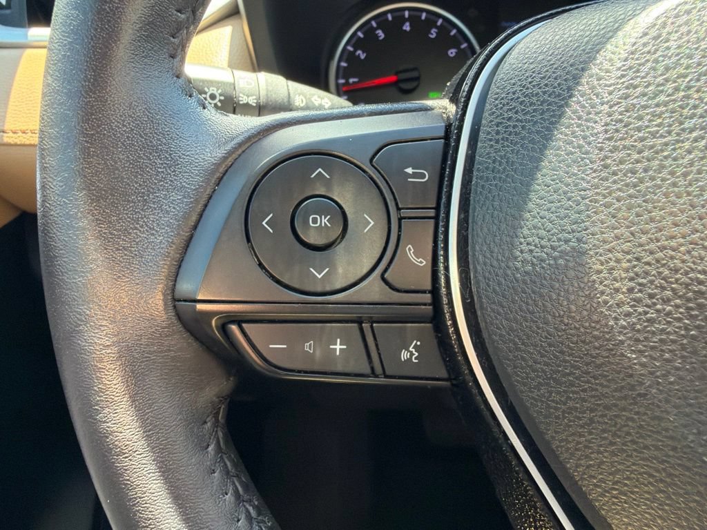 Used 2021 Toyota RAV4 XLE Premium FWD image 19