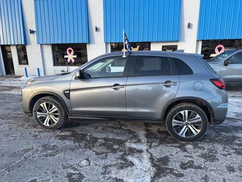 Used 2025 Mitsubishi Outlander Sport ES image 13