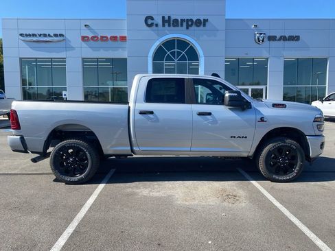 New 2026 RAM 2500 Big Horn AWD/4WD image 2