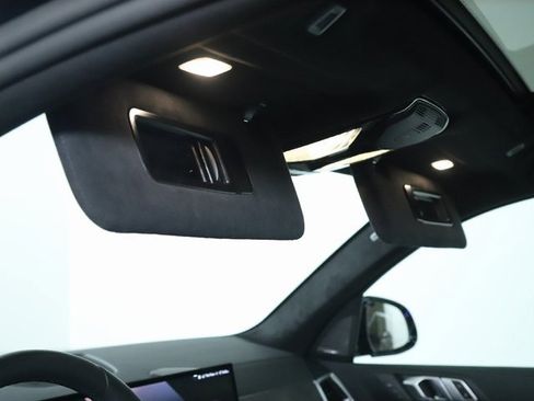 Certified 2025 BMW X7 xDrive40i w/ M Sport Package image 22