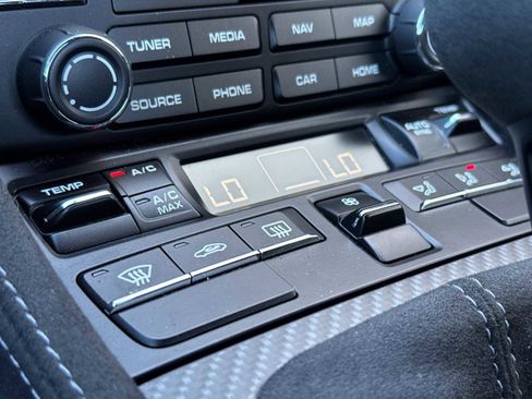 Certified 2025 Porsche 718 Cayman GT4 RS image 20