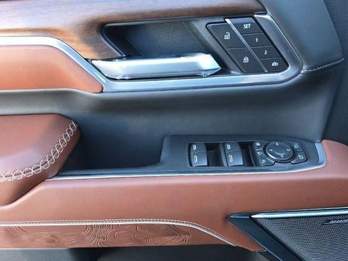 New 2026 GMC Sierra 2500 Denali Ultimate w/ Max Trailering Package image 10