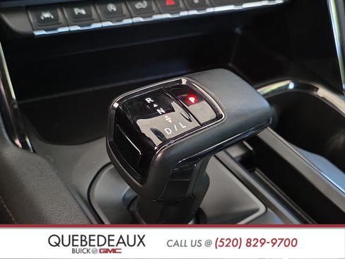 Used 2025 GMC Sierra 1500 AT4 w/ AT4 Premium Package AWD/4WD image 24