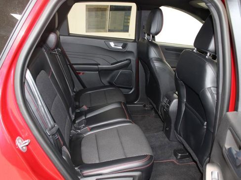 Used 2023 Ford Escape ST-Line w/ Tech Pack #1 FWD image 30