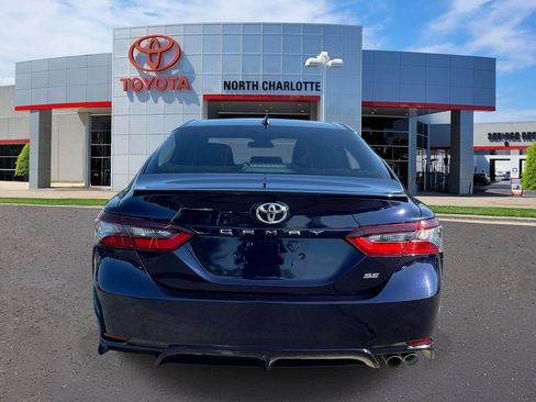 Used 2022 Toyota Camry SE FWD image 7