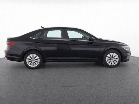 Used 2019 Volkswagen Jetta S w/ Driver Assistance Package FWD image 4