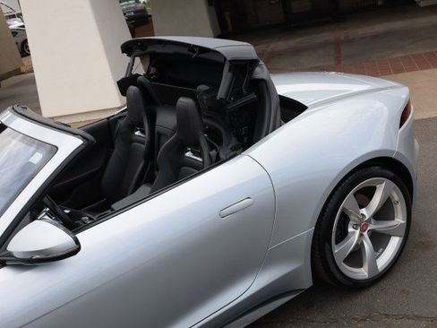 Used 2019 Jaguar F-TYPE R-Dynamic RWD image 55