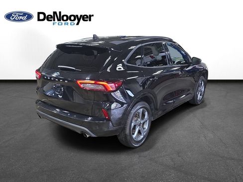 Used 2024 Ford Escape ST-Line FWD image 6