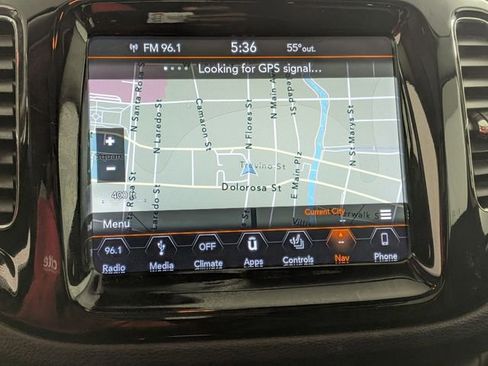 Used 2018 Jeep Compass Limited w/ Navigation Group AWD/4WD image 24