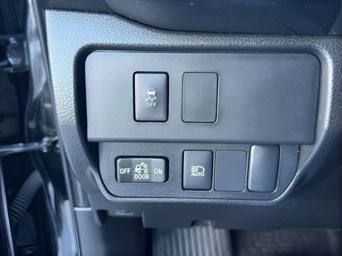 Used 2023 Toyota Tacoma SR image 24