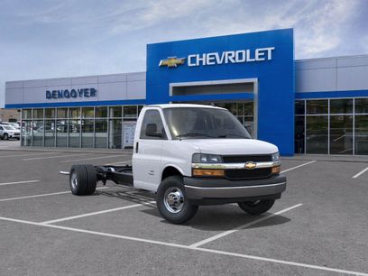 New 2025 Chevrolet Express 3500 w/ Power Convenience Package