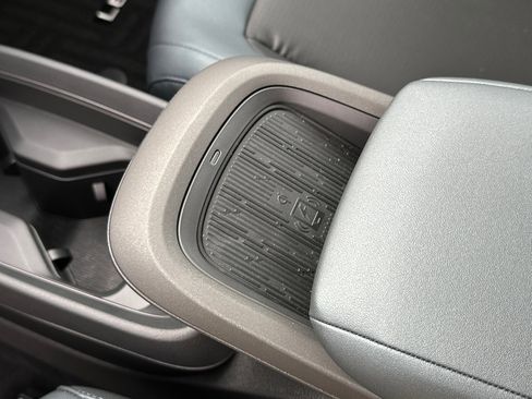 New 2026 Nissan Leaf SV+ w/ Floor Mat Package (SV+) image 34