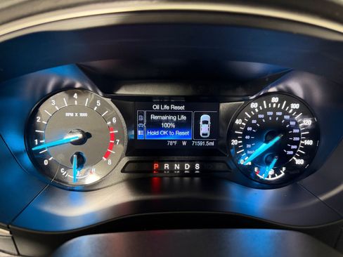 Used 2016 Ford Fusion SE FWD image 15