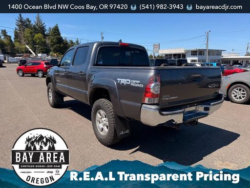Used 2015 Toyota Tacoma 4x4 Double Cab w/ TRD Off-Road Package image 7