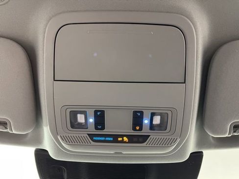 Used 2024 Ford Explorer XLT w/ Equipment Group 202A image 37