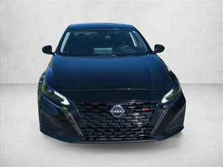 Used 2023 Nissan Altima 2.5 SR w/ SR Premium Package FWD video 2