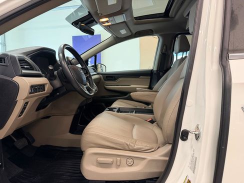 Used 2019 Honda Odyssey EX-L image 16