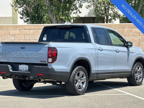 Certified 2025 Honda Ridgeline TrailSport image 4
