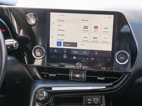 Used 2025 Lexus NX 250 FWD image 14