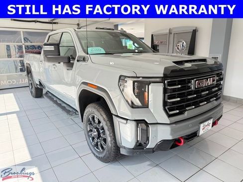 Used 2024 GMC Sierra 2500 AT4 w/ AT4 Preferred Package image 1