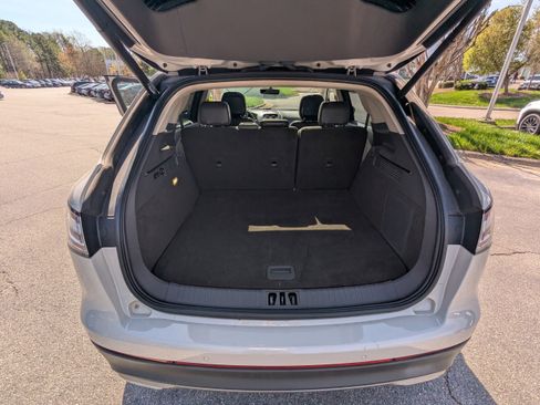 Used 2020 Lincoln Nautilus Reserve image 16