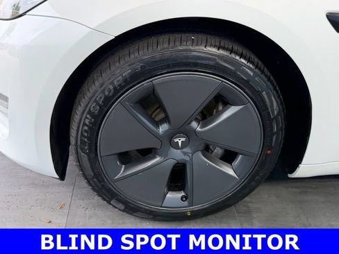 Used 2023 Tesla Model 3 Standard Range RWD image 3