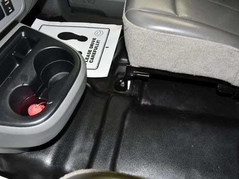 Used 2018 Nissan NV 1500 S RWD image 30