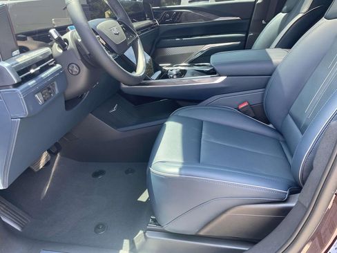 New 2025 Cadillac Escalade IQ Sport 2 image 20