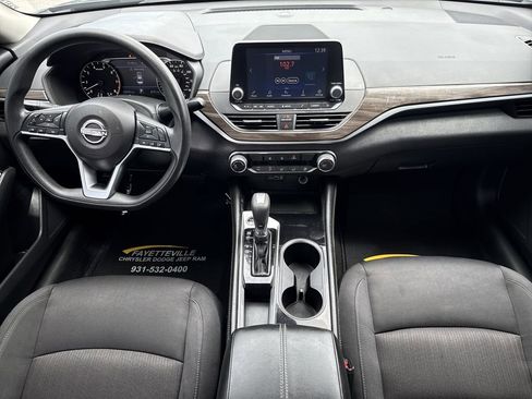 Used 2023 Nissan Altima 2.5 SV FWD image 24